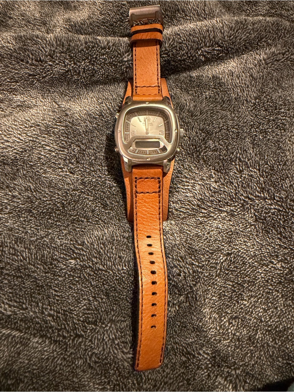 Fossil Men's Watch with Brown Leather Strap and Silver Case